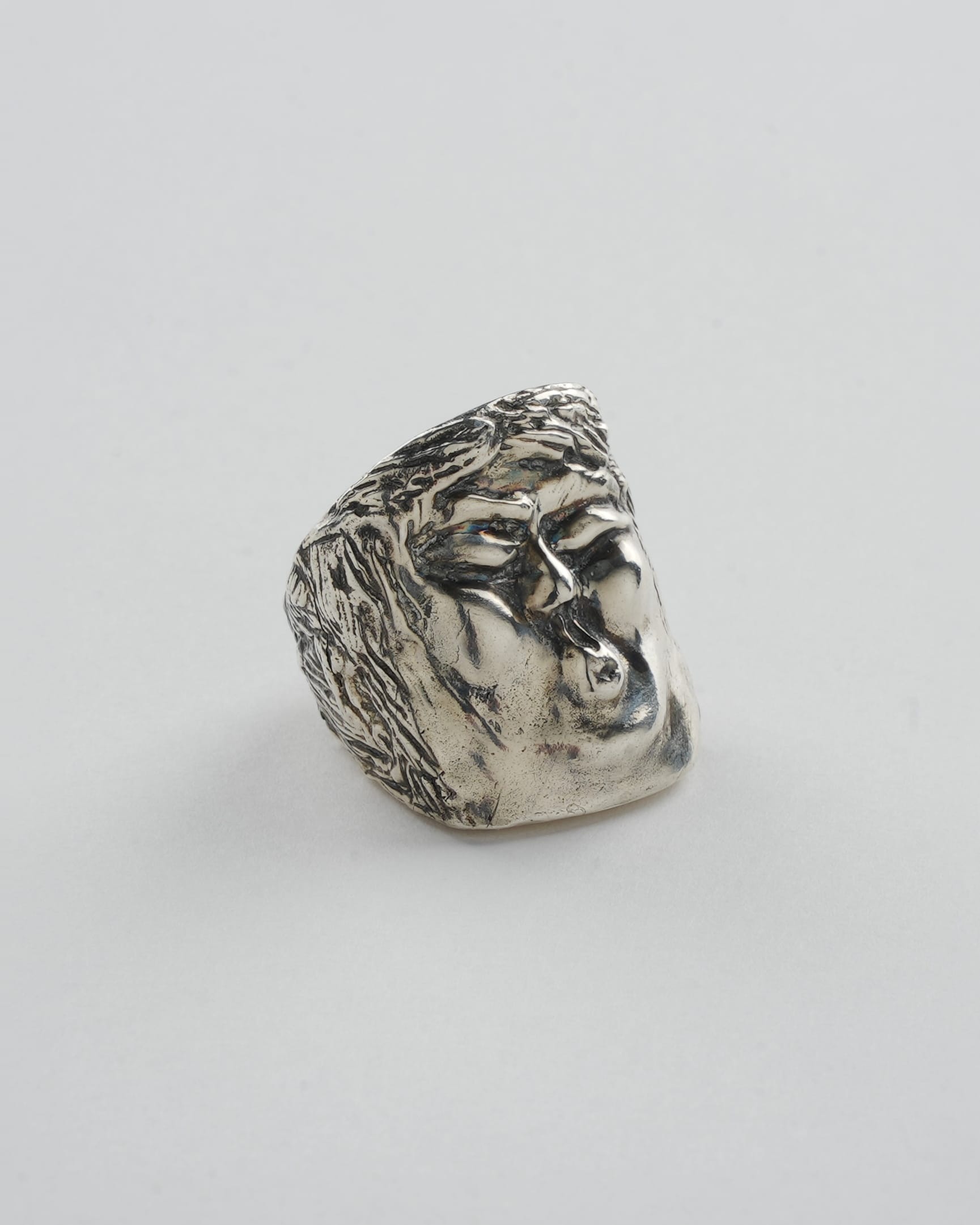 Aeolus, Silver face ring, view 3